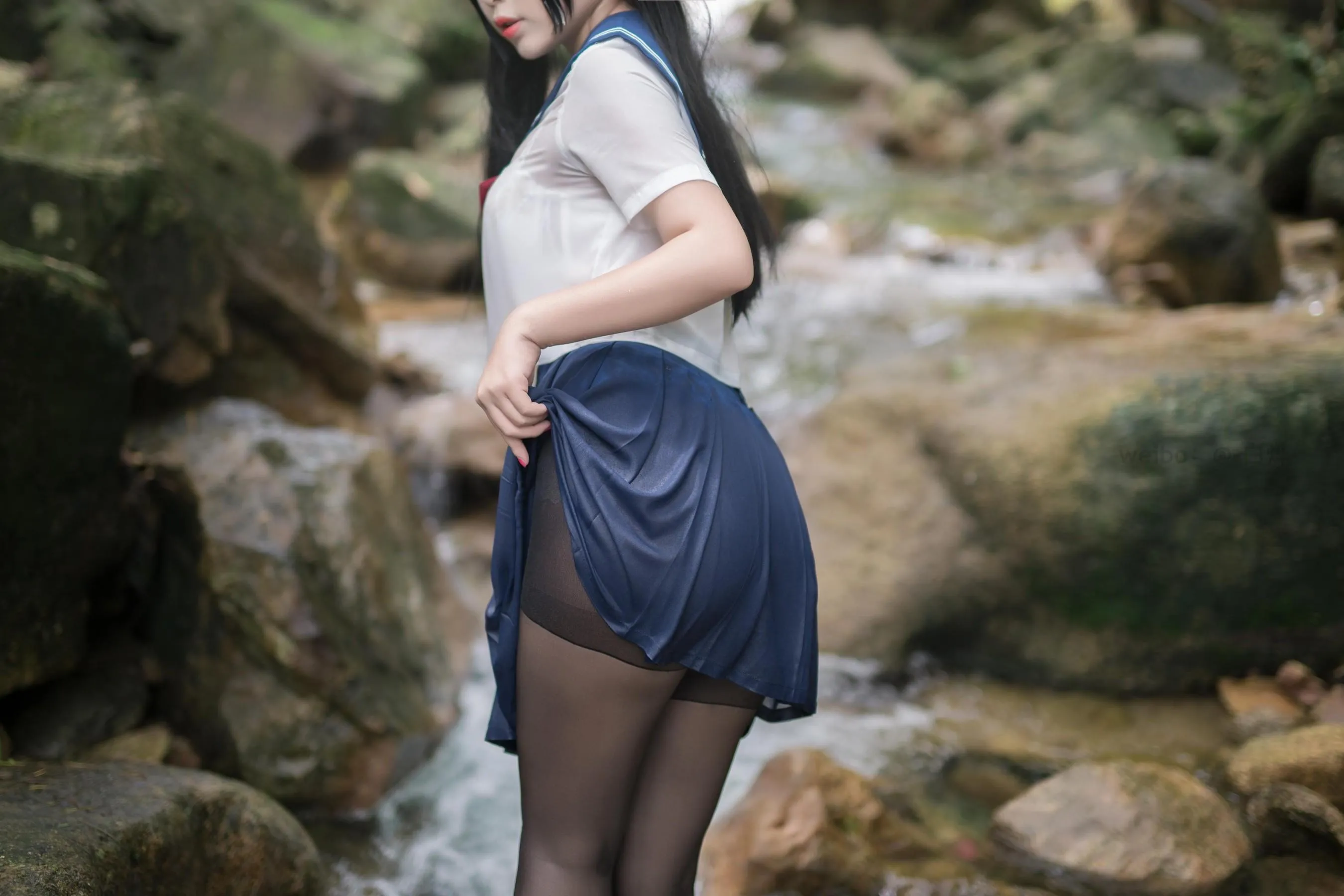 白烨 – NO.05 湿身JK-图片[24] [50P]插图1